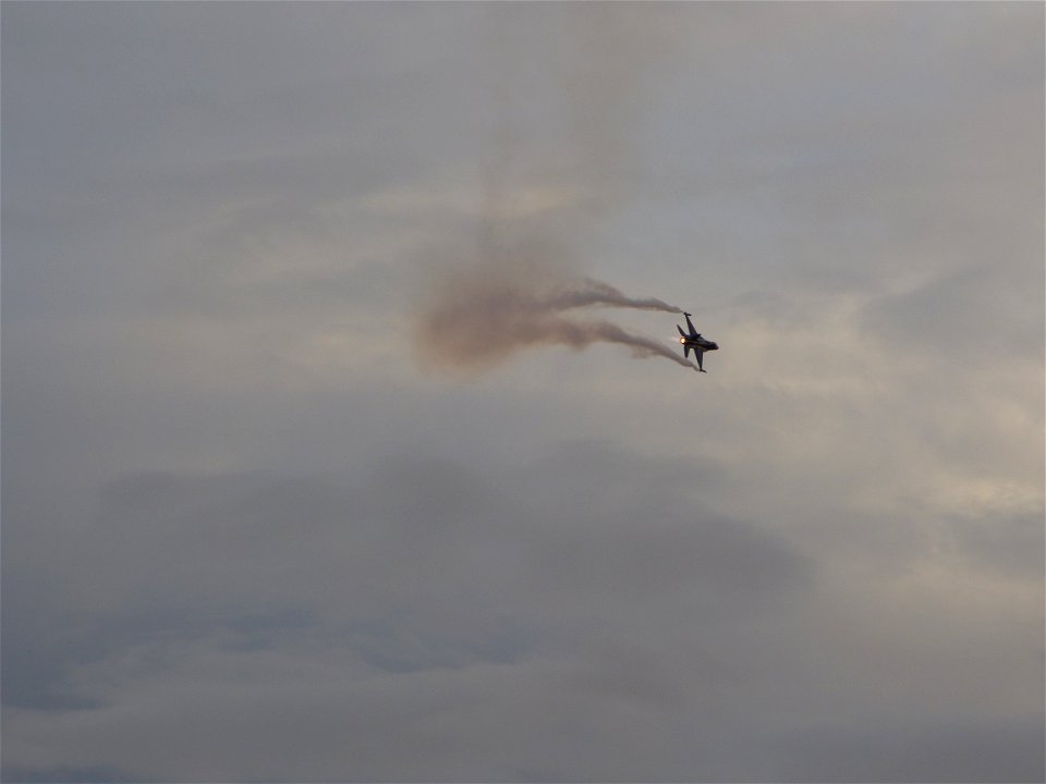 Belgian Air Force F-16 Solo Display - 32