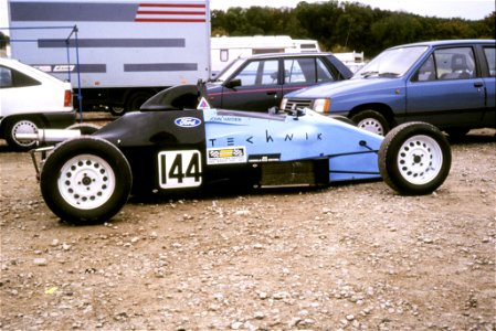 John Hayden racing 1985 photo