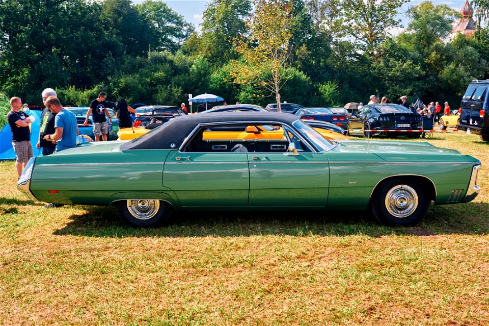 1969 Imperial LeBaron (2)