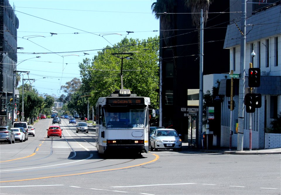 A-class tram at Kew Junction