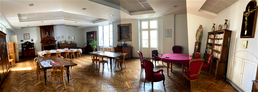 Sodality Meeting Room Panorama: Madeleine Community, Bordeaux