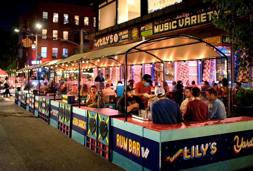 Miss Lily's_Outdoor Dining_0858