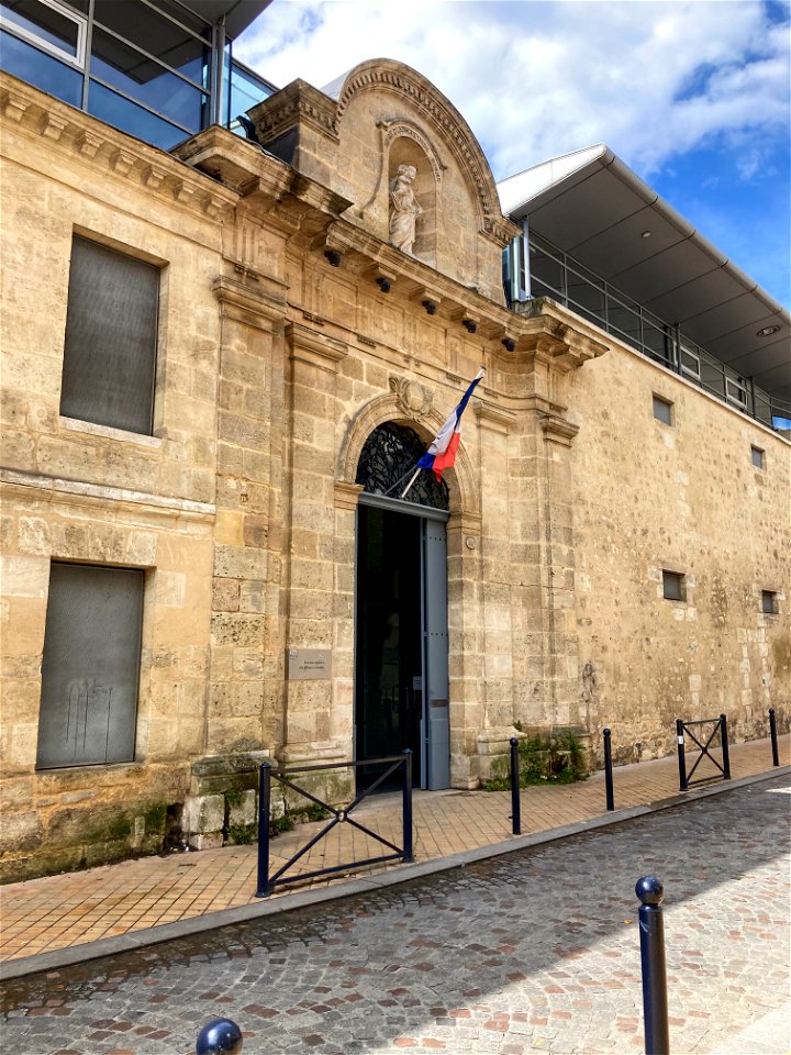 Misericorde Exterior, Bordeaux