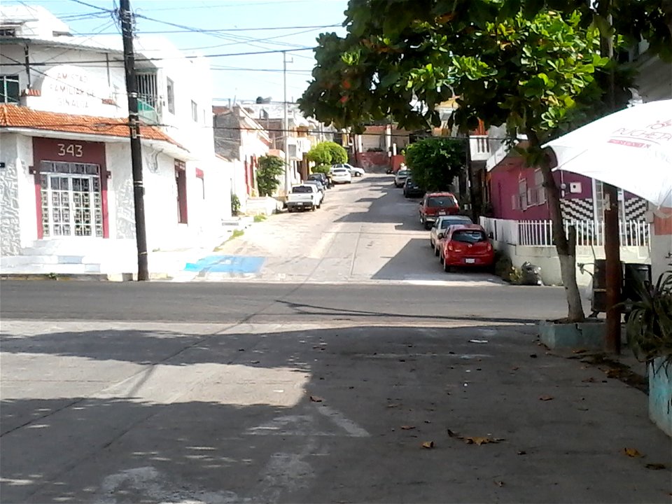 Calle Segunda Peñuelas y Avenida Ignacio Zaragoza de Mazatlán
