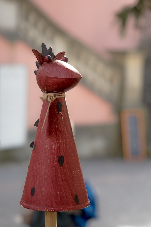 Animal metal statue