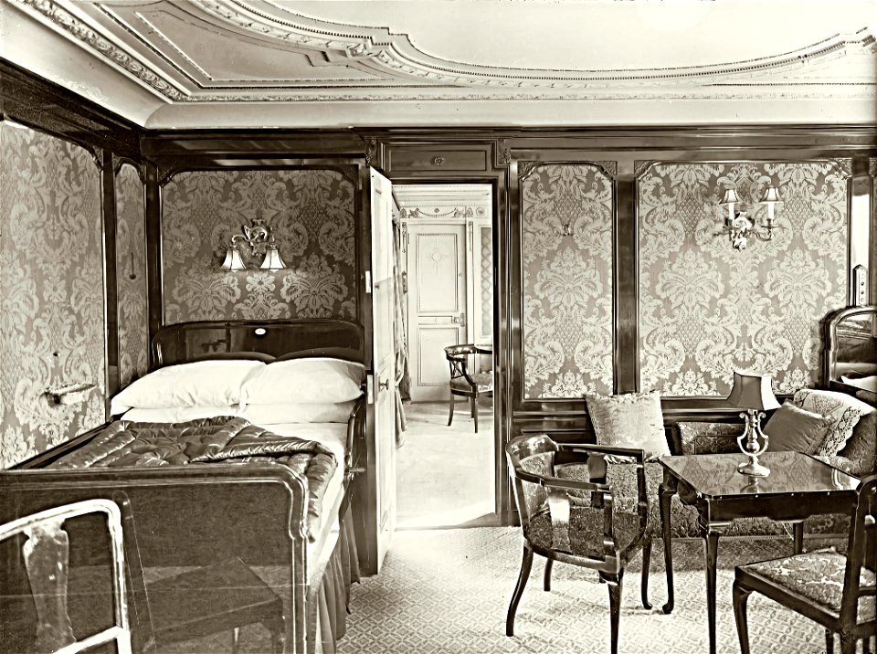 Titanic's stateroom B-60
