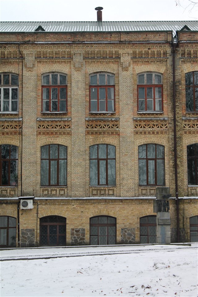 Institute windows