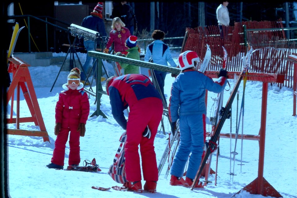 1977-03-Banff-MtNorquay-08
