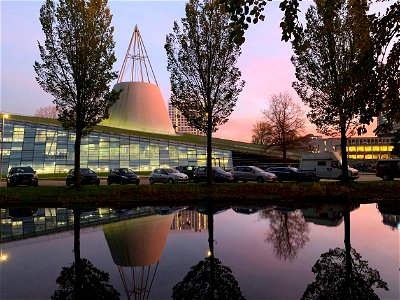 TU Delft Library at sunset