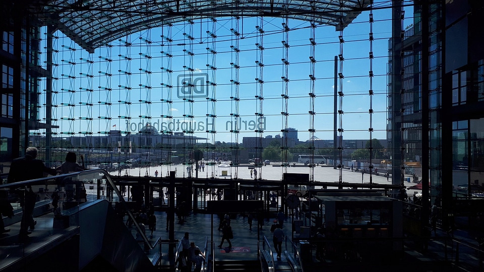 Berlin Main railway station
