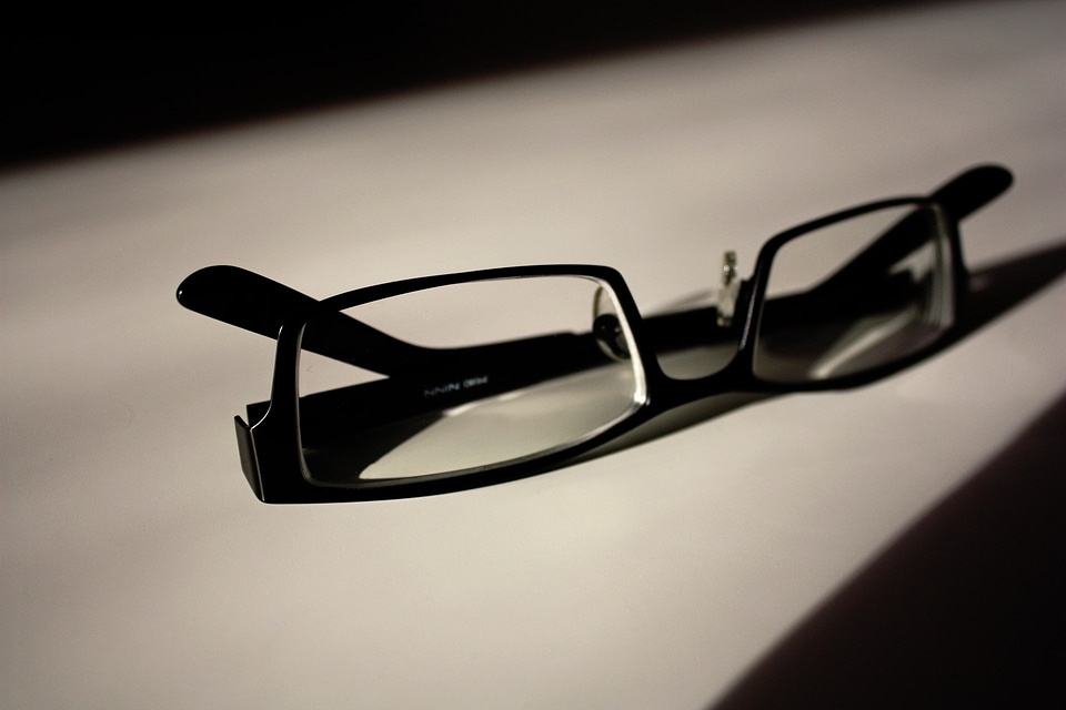 Sunglass lens eyeglasses