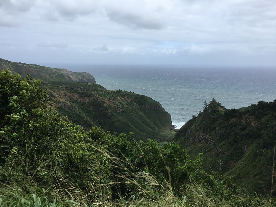 Lahaina Pali Trail Maui, Hawaii