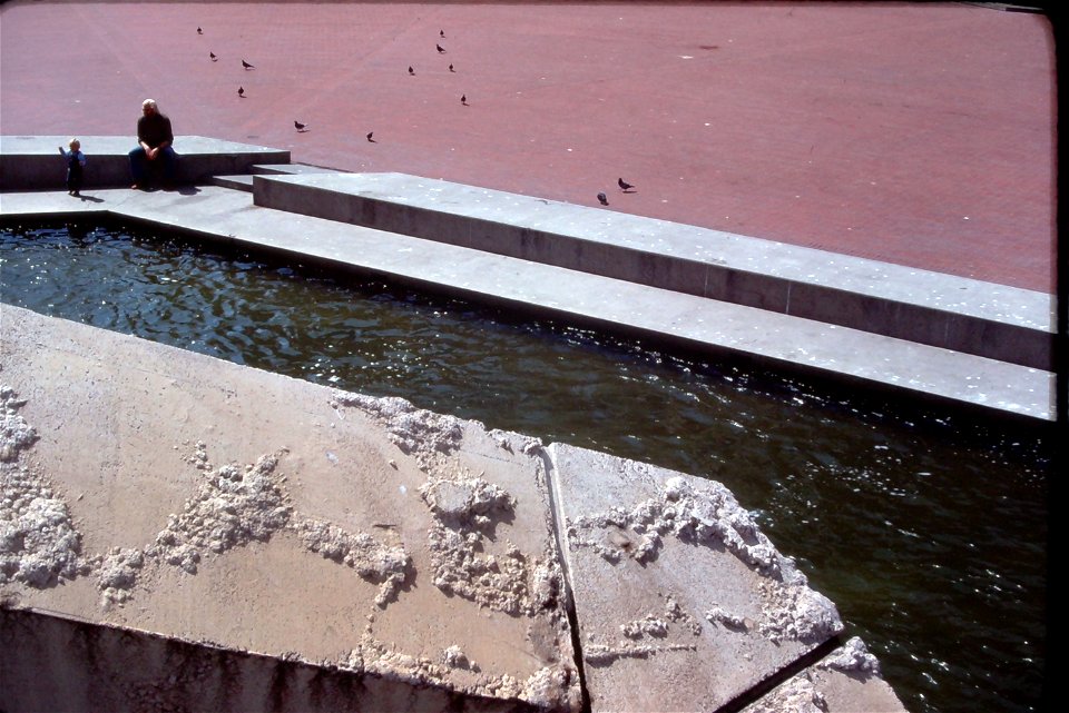 1976-05-CALI-SF-embarcadero-02