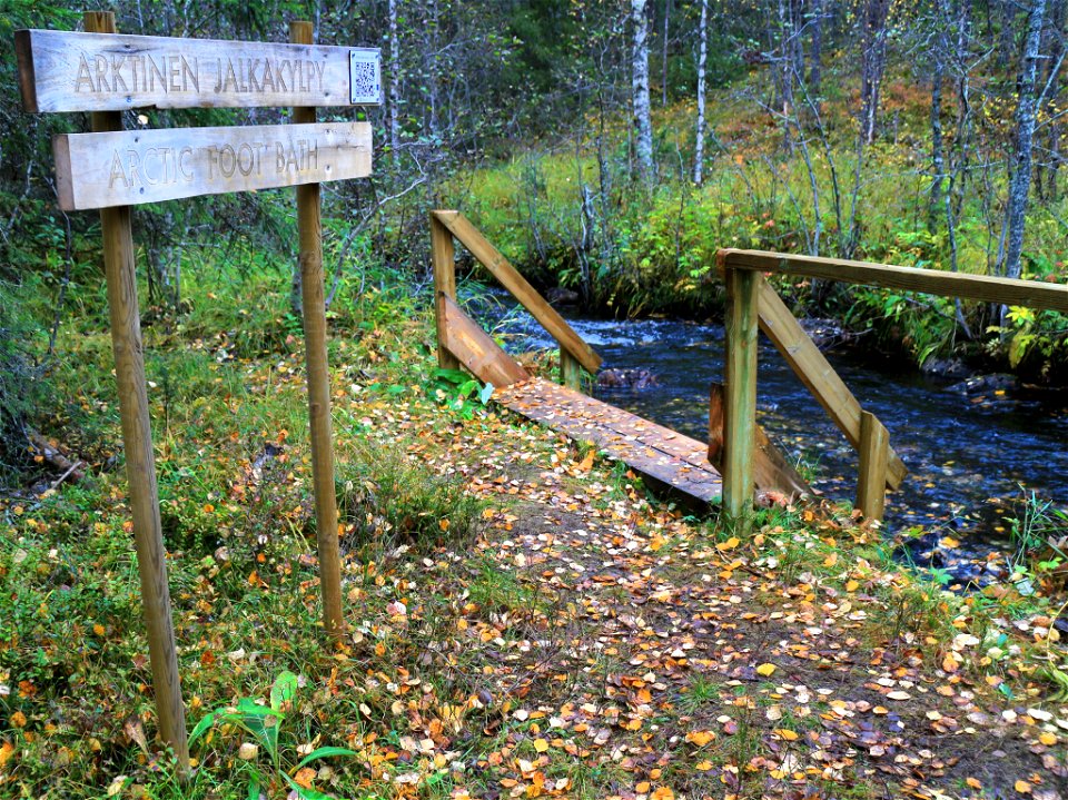 Arktinen jalkakylpy Hangasjoessa