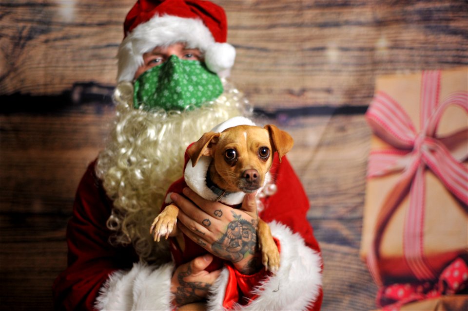 City of Elderly Love Claus for Paws Fundraiser