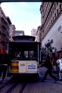 1976-05-CALI-SF-08-streetcar