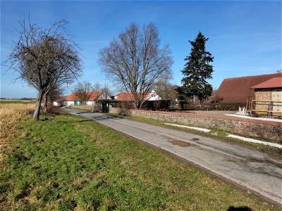 Namenlose Straße bei Hölsen photo
