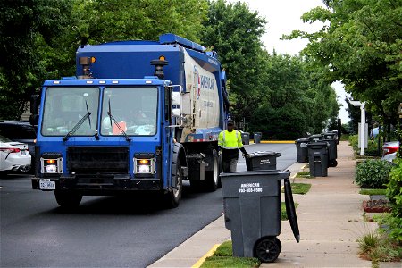 American Disposal truck 537