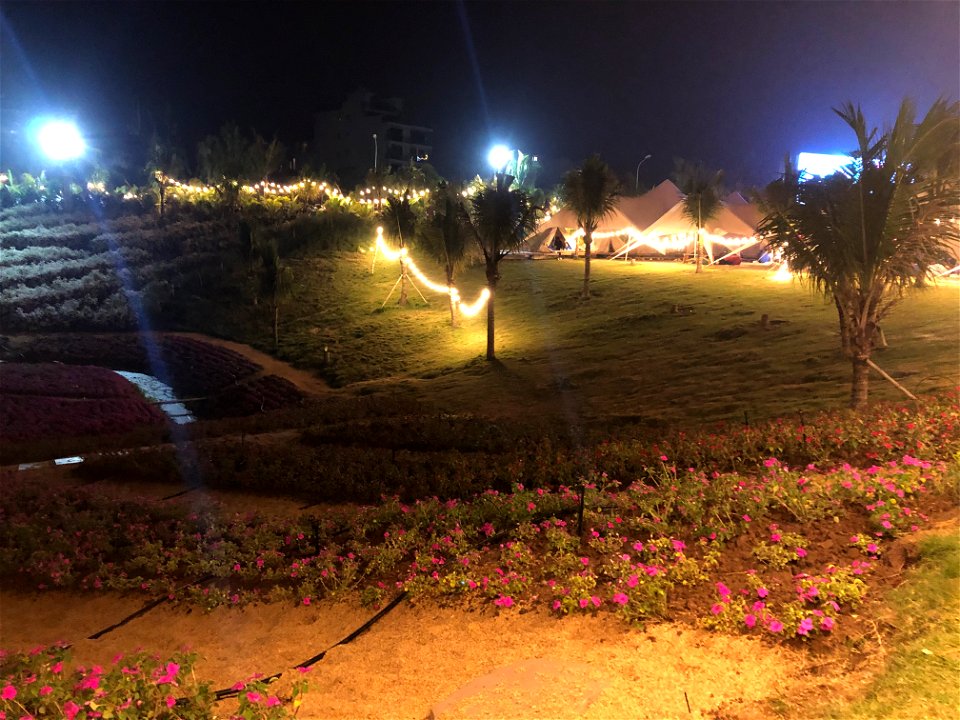 Next to Ho Tay in Ha Noi