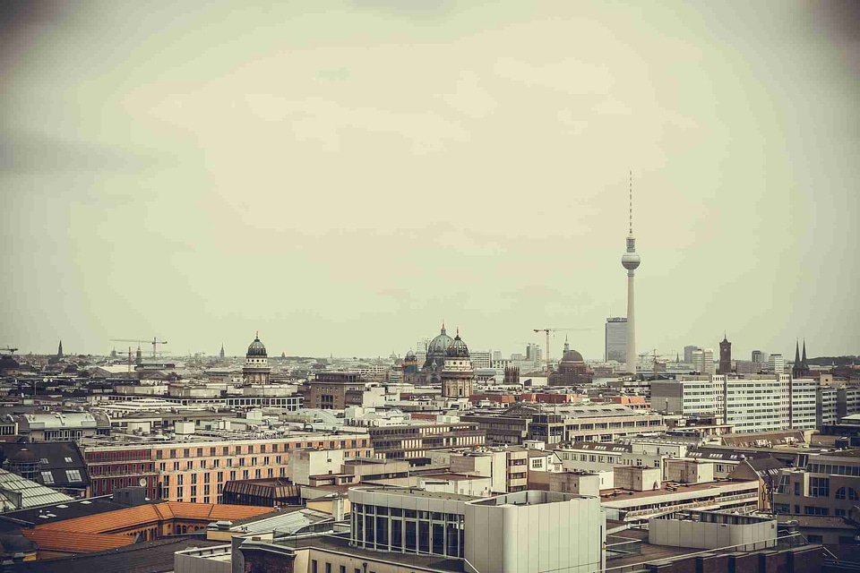 Berlin TV Tower Weltballon