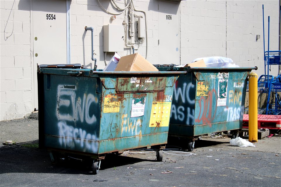 KMG Hauling RL Dumpsters