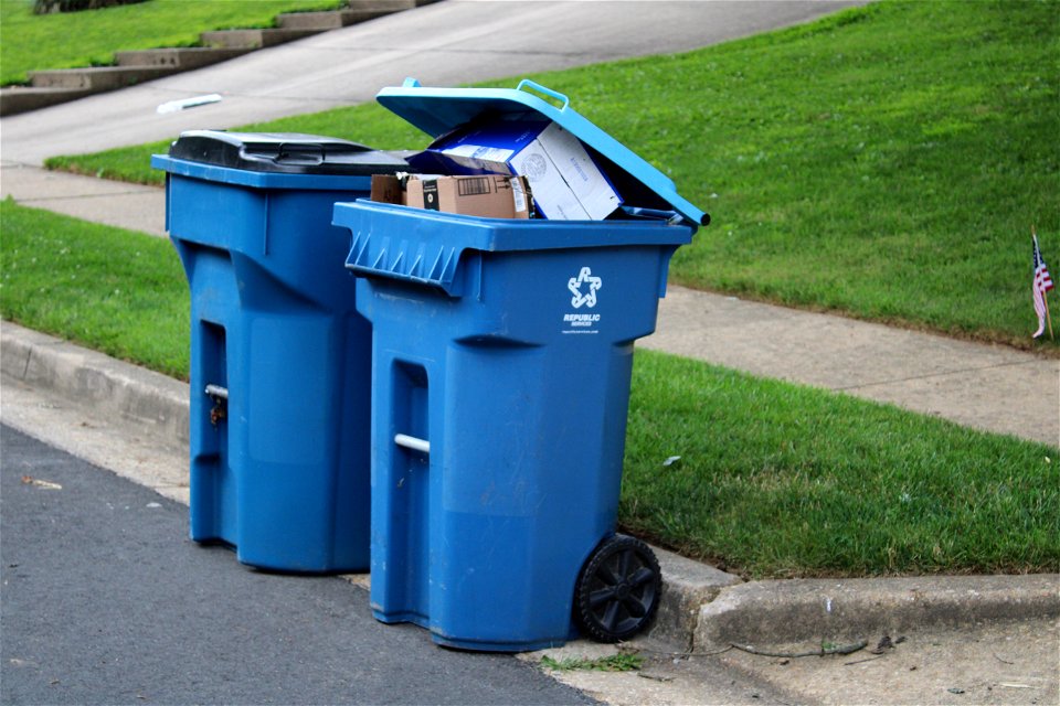Republic Services 64g recycling SSI-B
