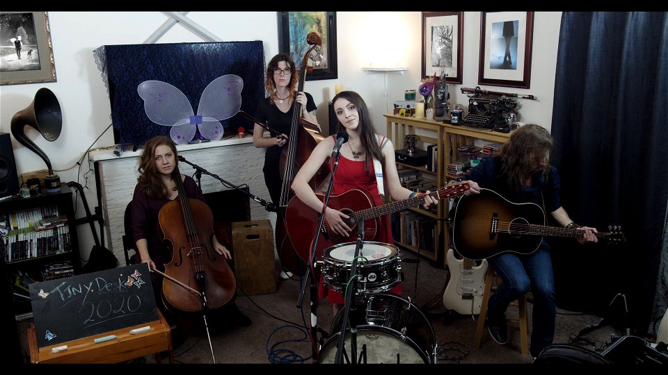 MaiahWynne Tiny Desk Contest 2020 photo