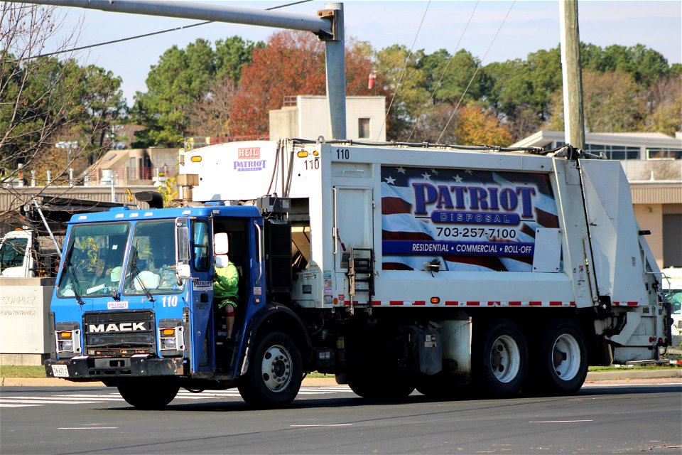 Patriot Disposal Truck 110 | Mack LR Heil DP5000