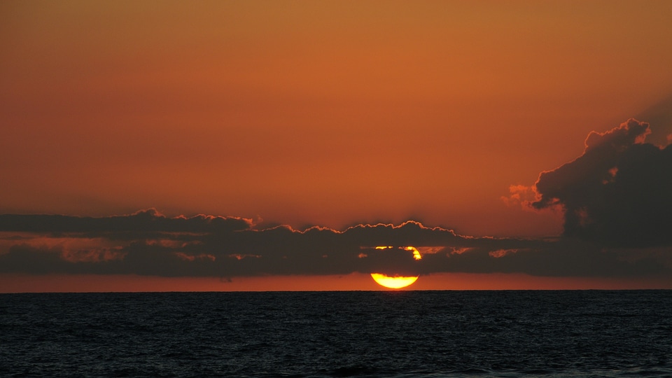 Kalalau beach sunset Kauai