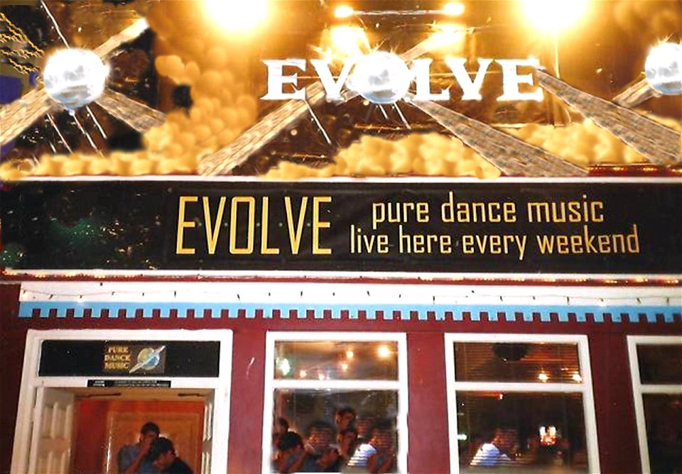 evolve-dance-music-bar_21669843121_o