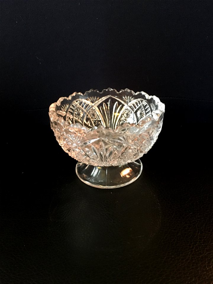 8_Crystal_Starburst_dessert_dish_individual