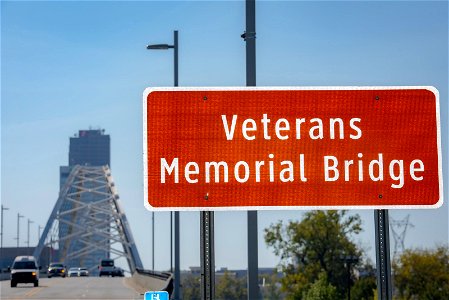 New name for the Broadway Bridge