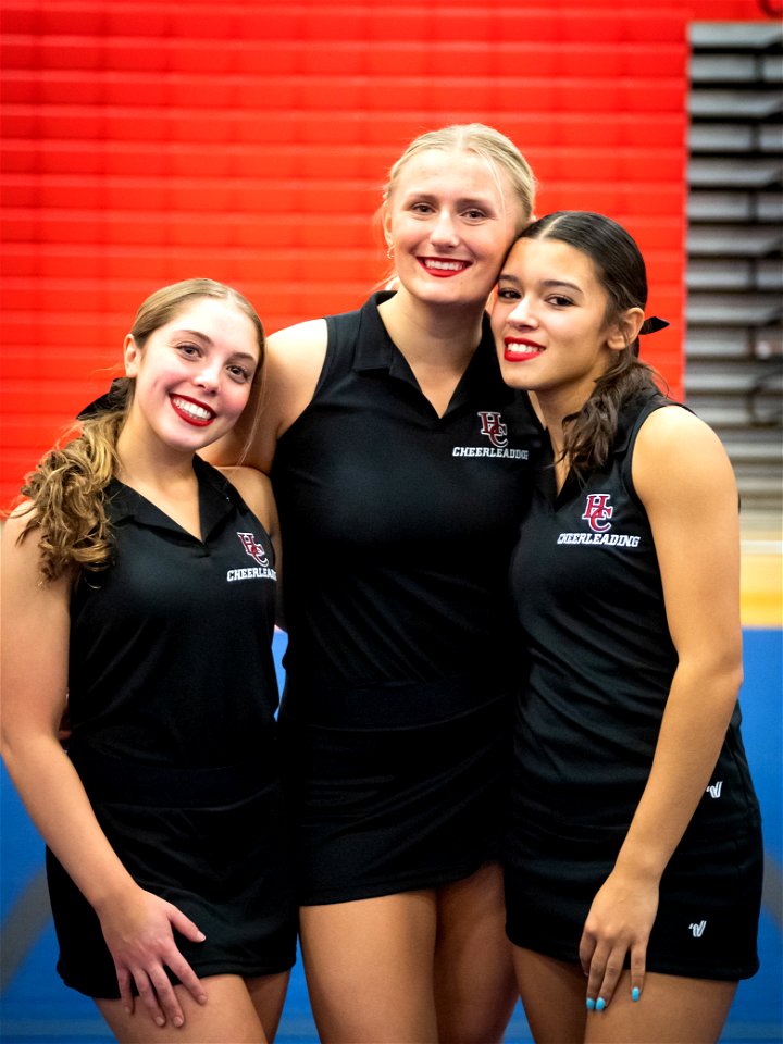 Cheer-9398