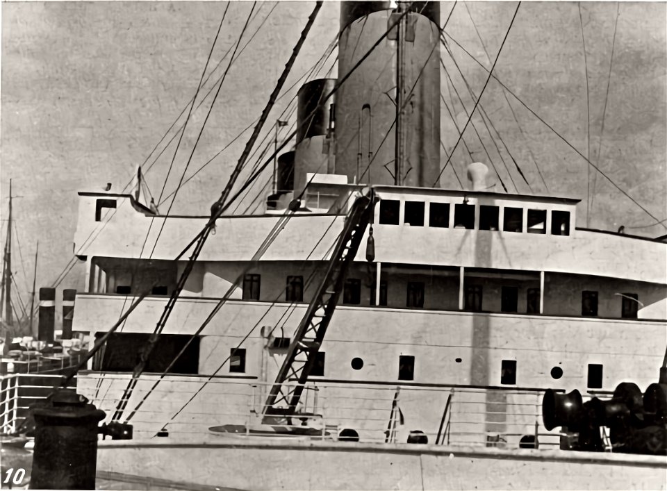 Titanic's forecastle