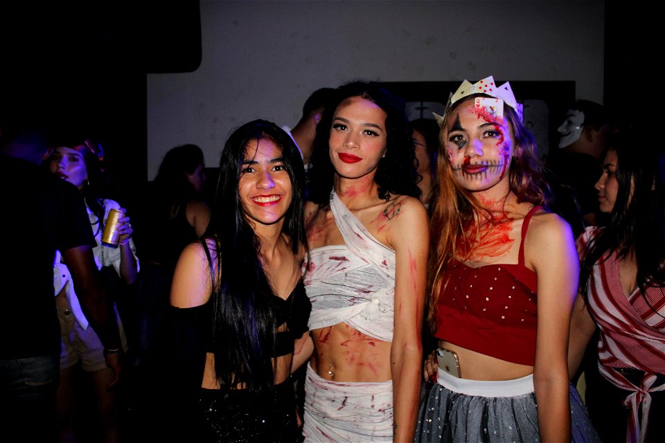 HALLOWEEN PARTY
