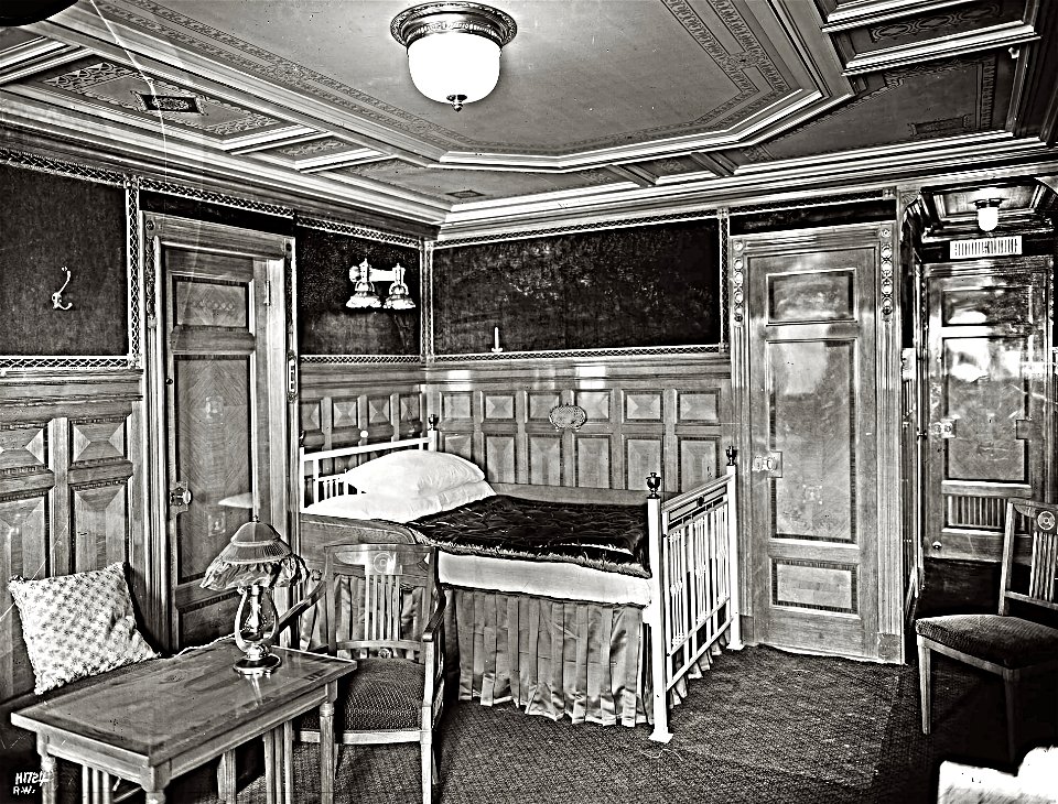 B-57 Titanic suite