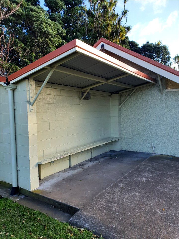 Bus shelter in Hāwera, Taranaki, New Zealand at Connector bus stop at iSite