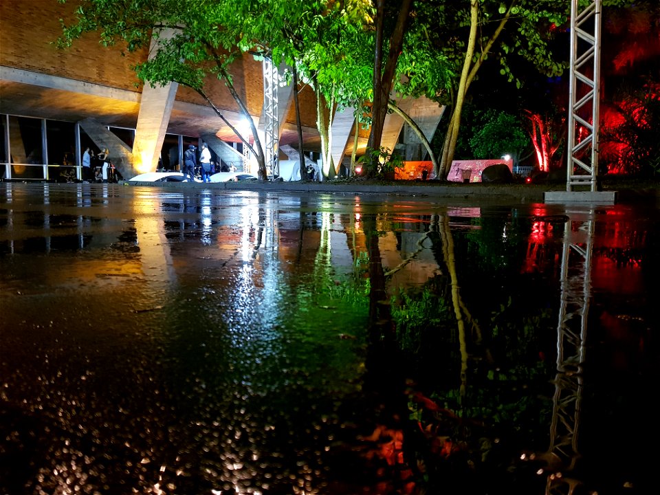 reflexos cores linhas formas