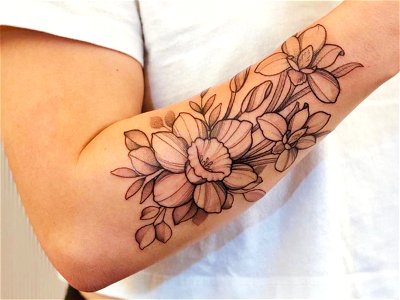 Buttercup Tats