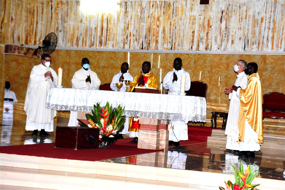 Pendant la messe