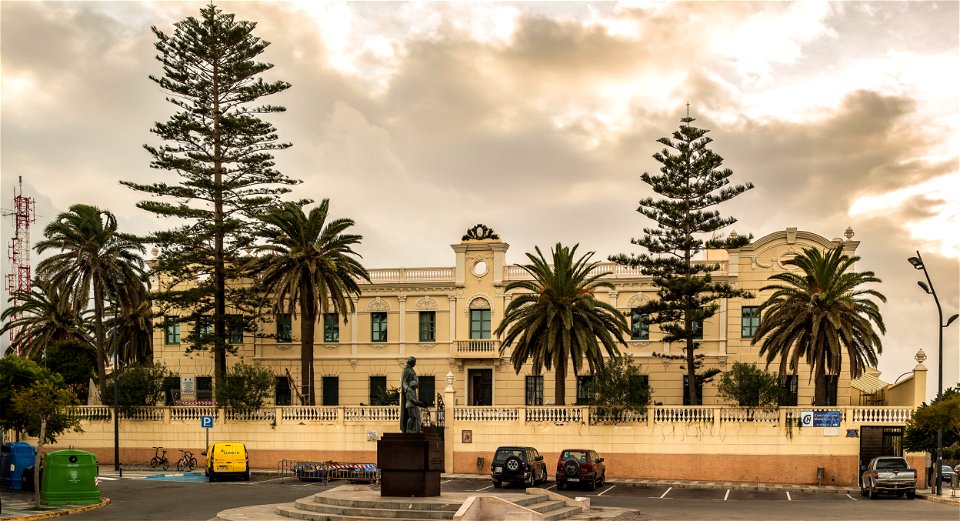 COLEGIO LA SALLE EL CARMEN (MELILLA) photo