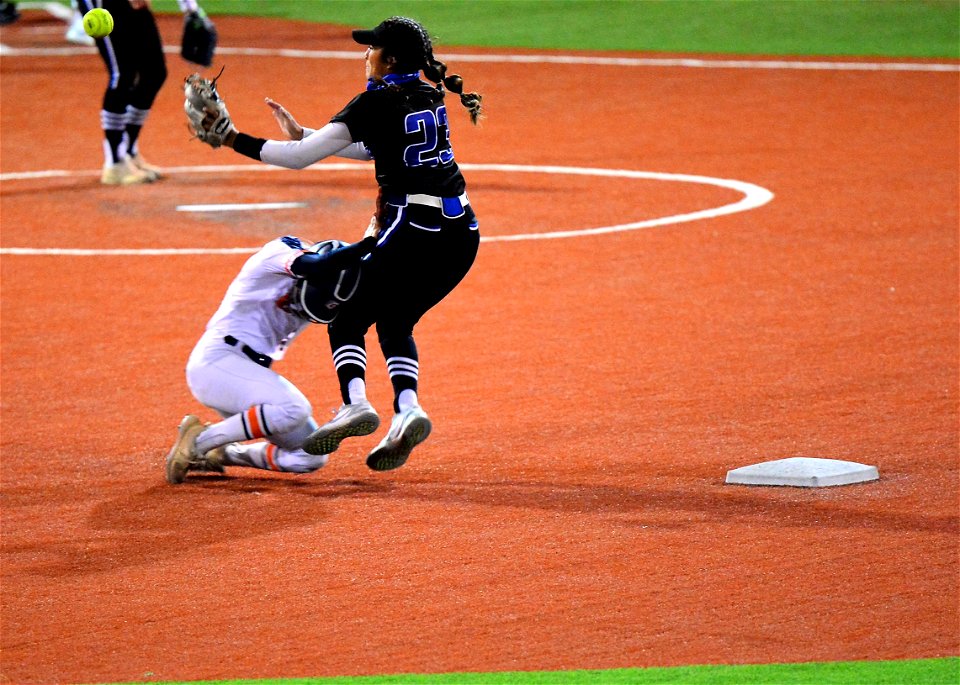 G town vs. Glenn