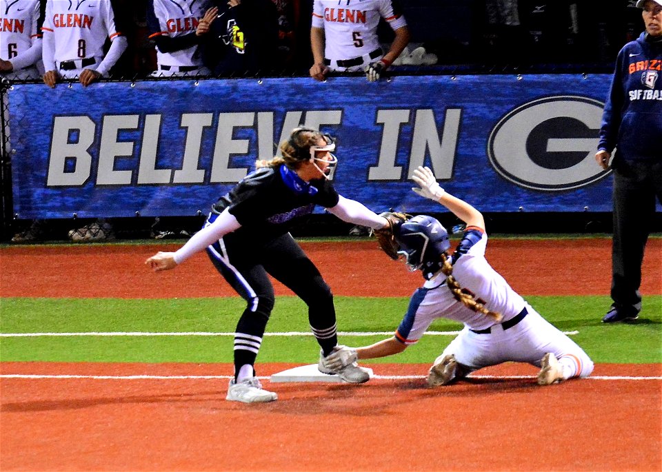 G town vs. Glenn