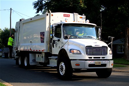 Fairfax City truck 672 | Freightliner M2 Heil DP5000