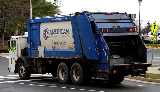 American Disposal truck 58 | Mack LE Heil DP 5000