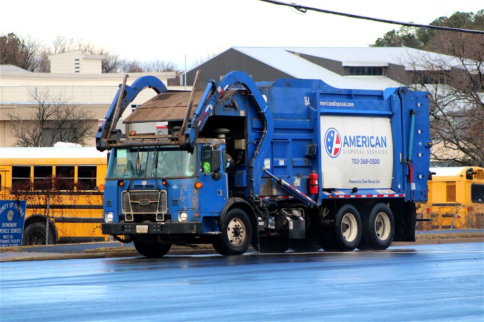American Disposal Truck 164