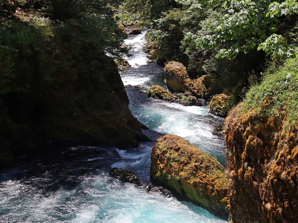 Spirit Falls on Little White Salmon River in Washington