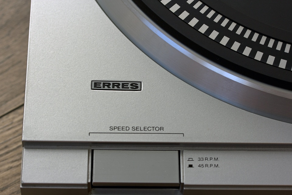 Semi Automatic Synchro Control turntable