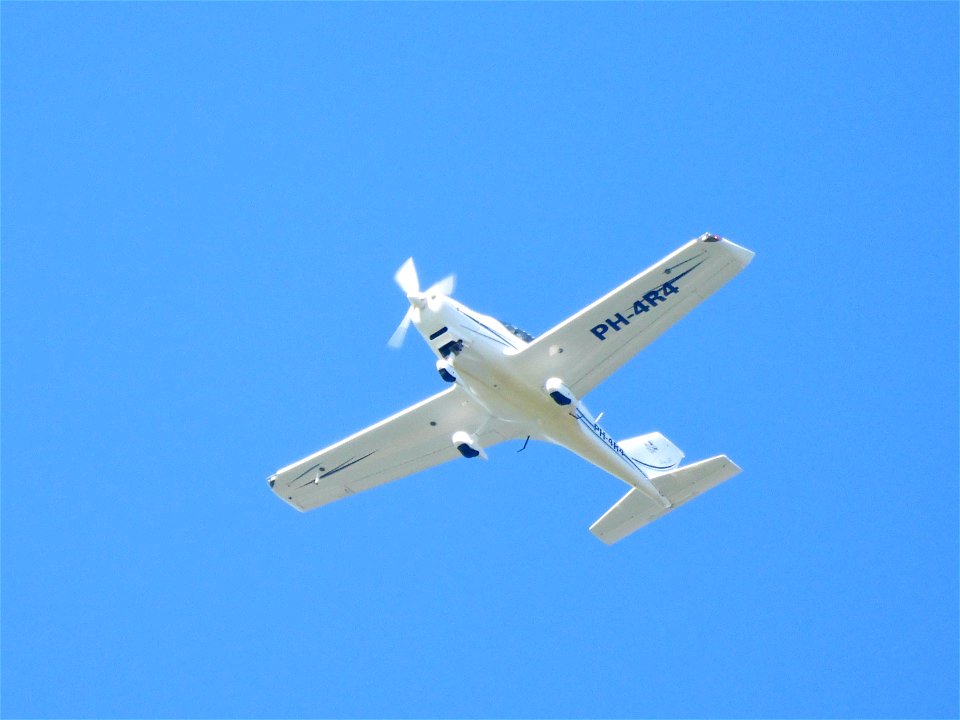 PH-4R4 ultralight