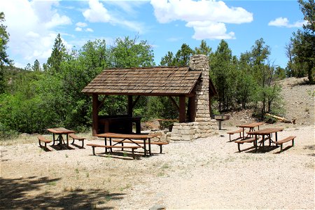 Mt Taylor RD Lobo Canyon Picnic Area